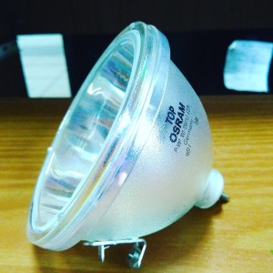 P-VIP 100-120/1.3 E23H (Lampu Proyektor Original)