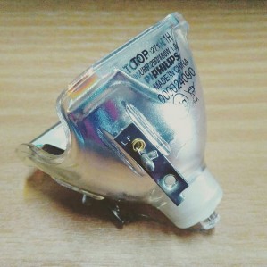 LMP90 (Lampu Proyektor Original) – Harco Projector