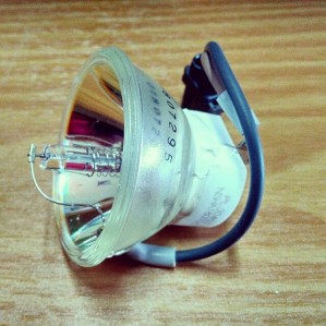 TLPLW21 (Lampu proyektor Original) – Harco Projector