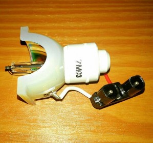 XJ-S41 (Lampu Proyektor Original) – Harco Projector